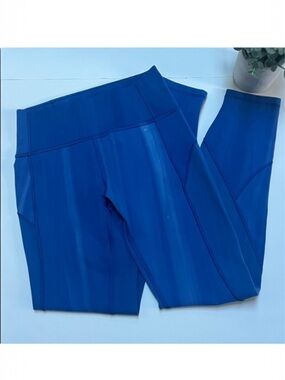 Lululemon In Movement Tight 25” Spray Dye Everlux Size 4